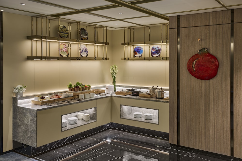 Grand Hilai Taipei 7/50