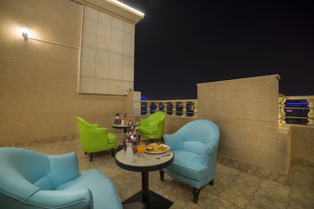 فندق جولدن بوجاري كيان(Golden Bujari Kyan Hotel) 49/68