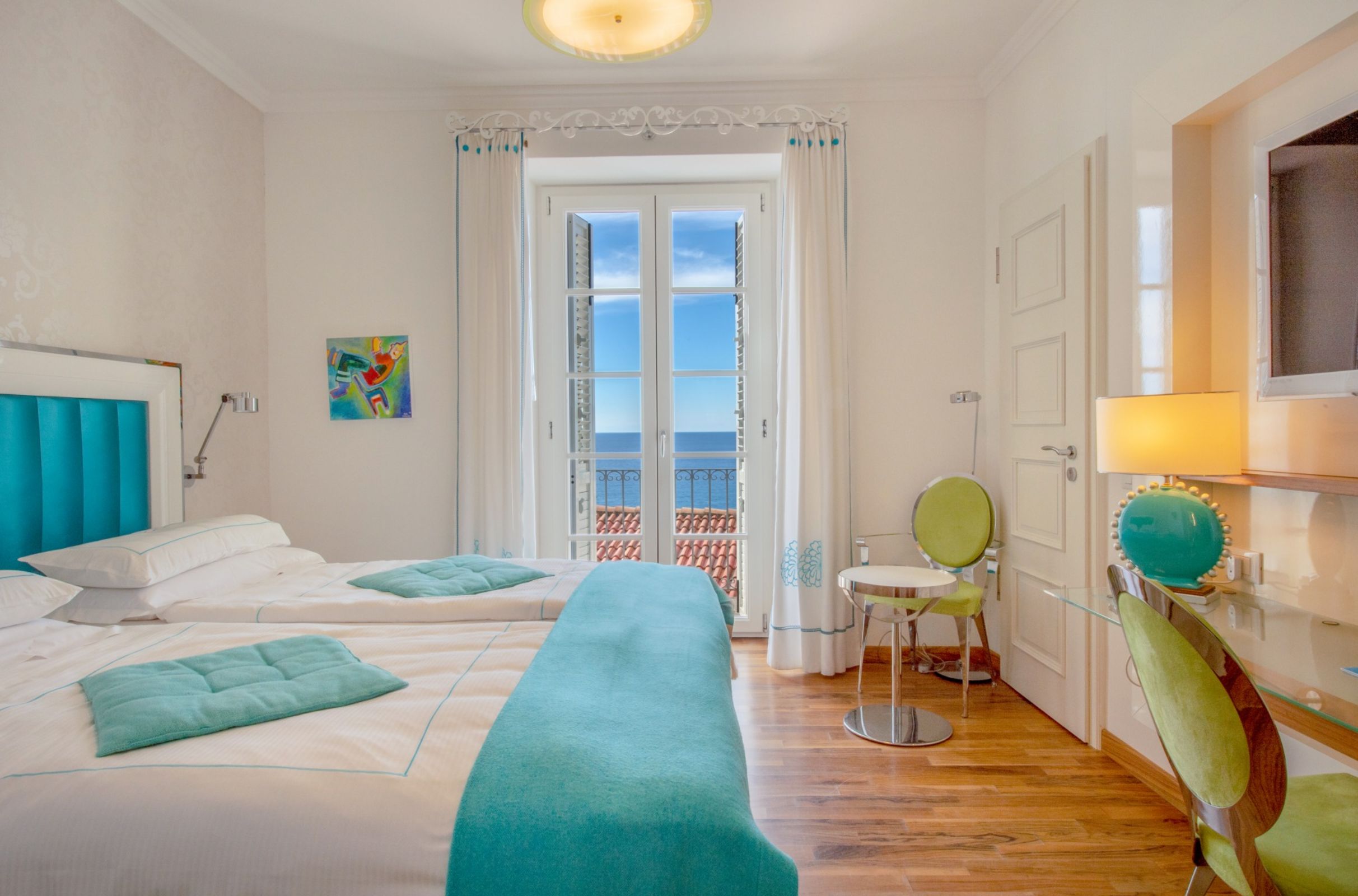 Standard, Double or Twin Bed