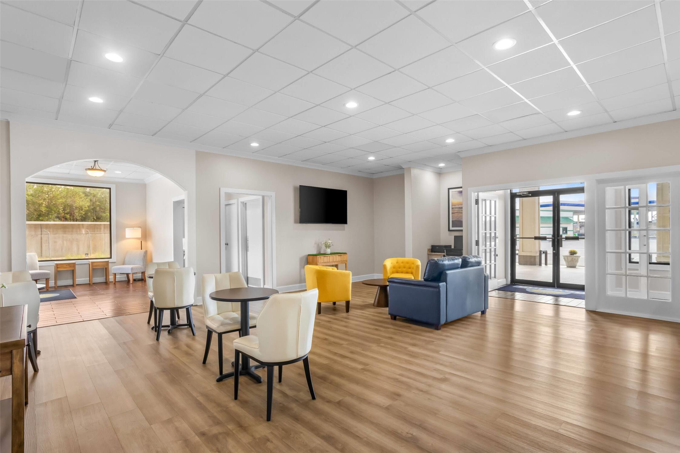 Days Inn by Wyndham Adel I-75 21/38