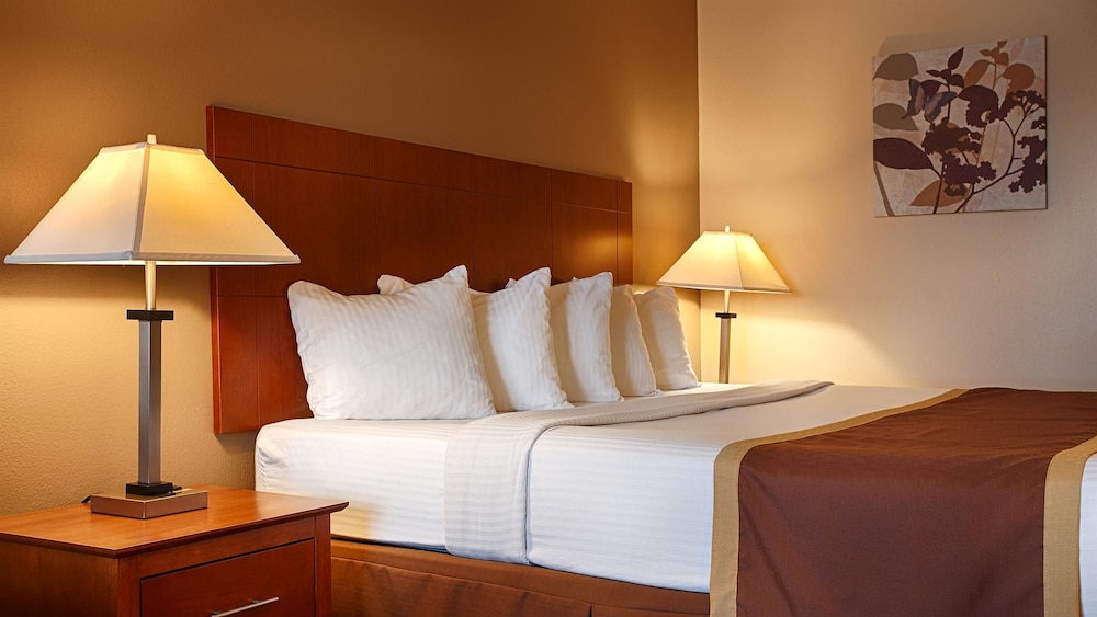 Quality Inn & Suites Williamsport 6/28
