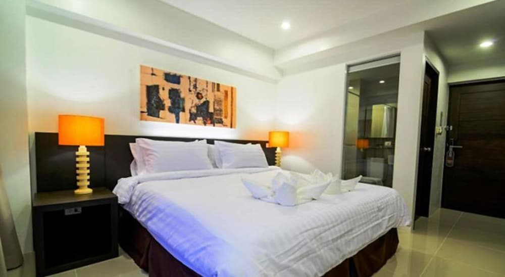 UMA Residence 18/56