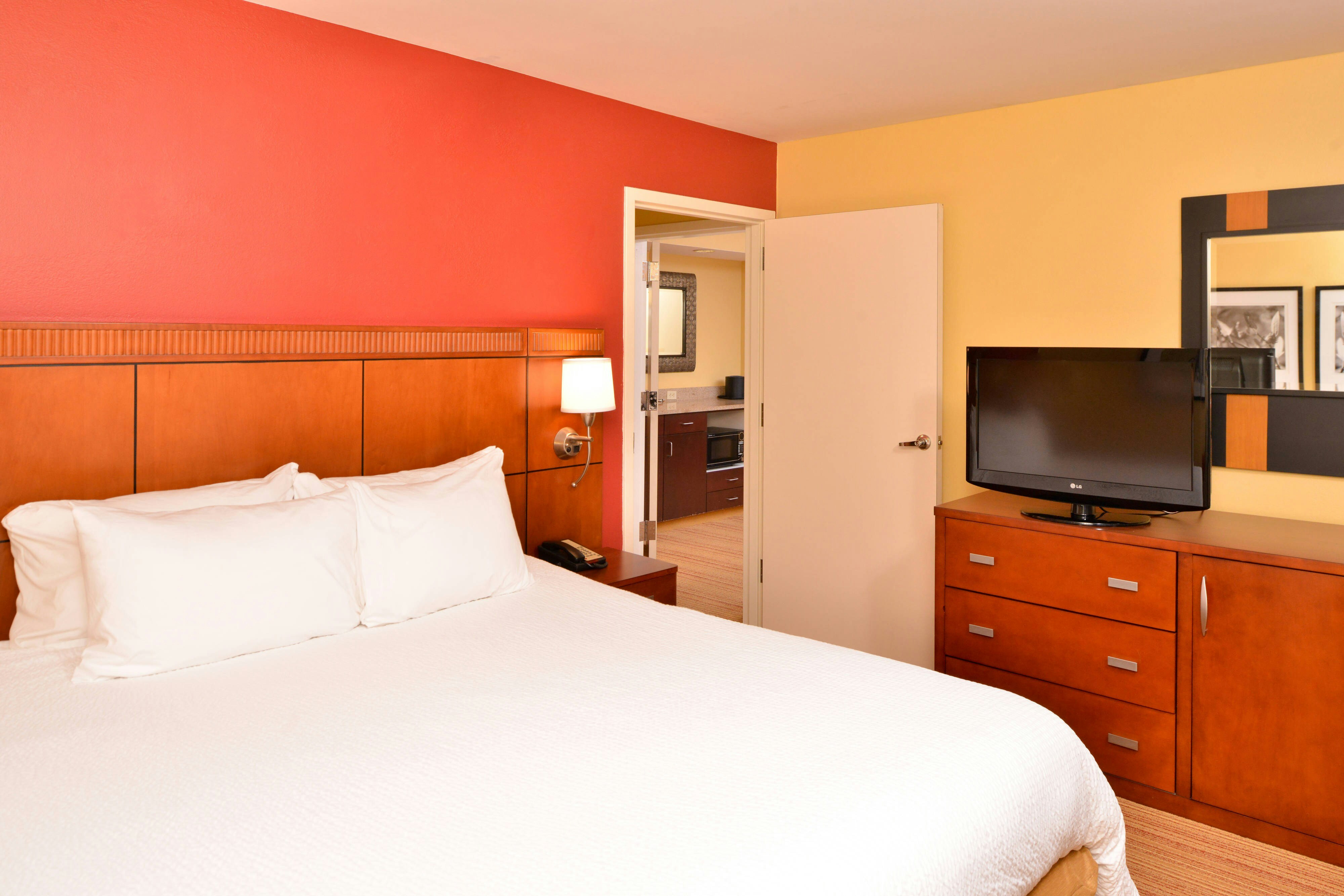 Courtyard by Marriott Tampa North/I-75 Fletcher 3/16