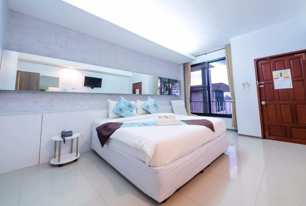 Panlaan Boutique Resort 24/72