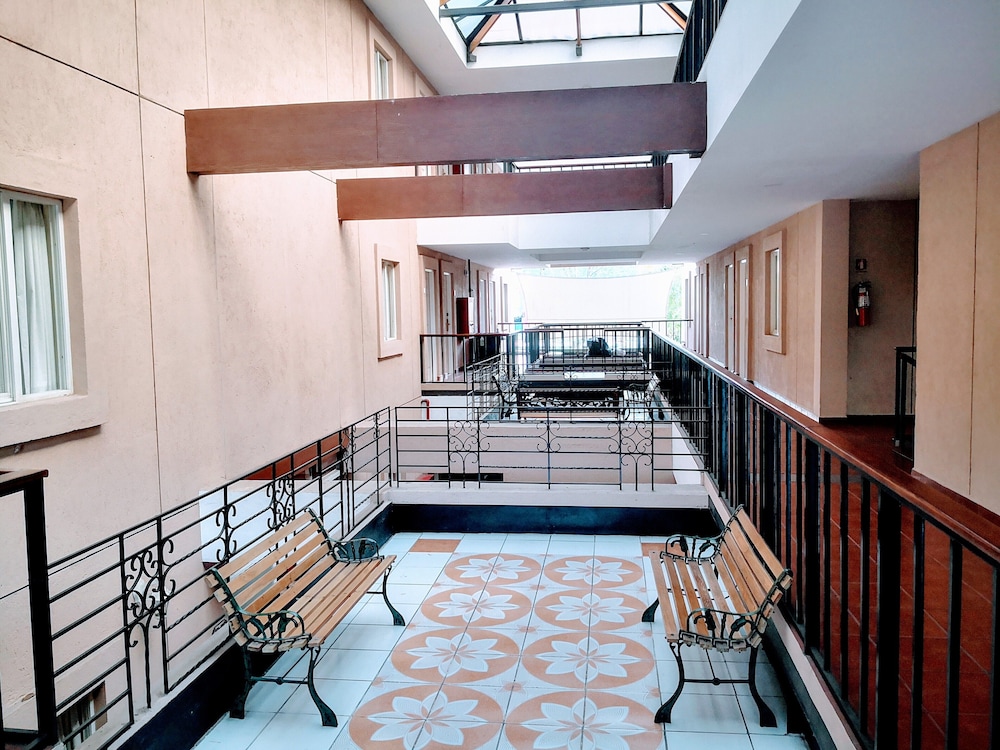 Gardenia Inn Hotel 22/67