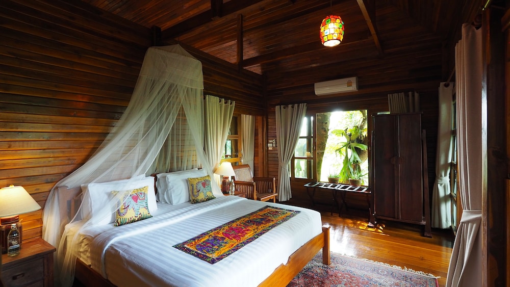 Nan Seasons Boutique Resort 51/81