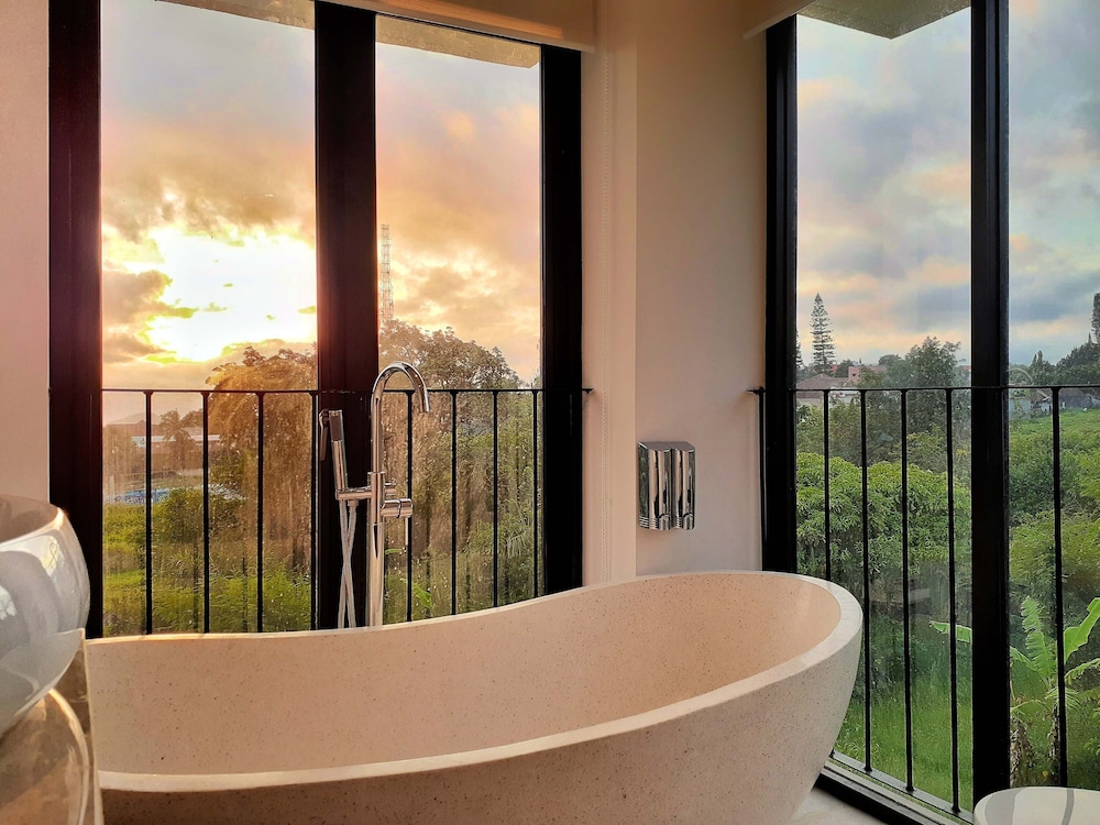 The Batu Hotel & Villas 34/50