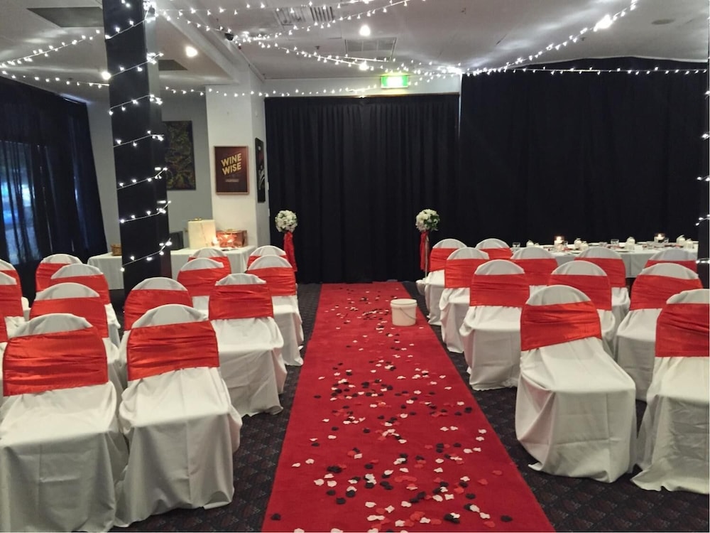 Grand Tasman Hotel 42/65