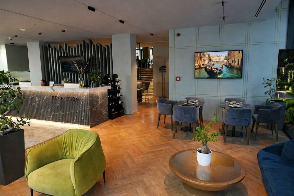 Moncafe Hotel Boutique Spa 28/39