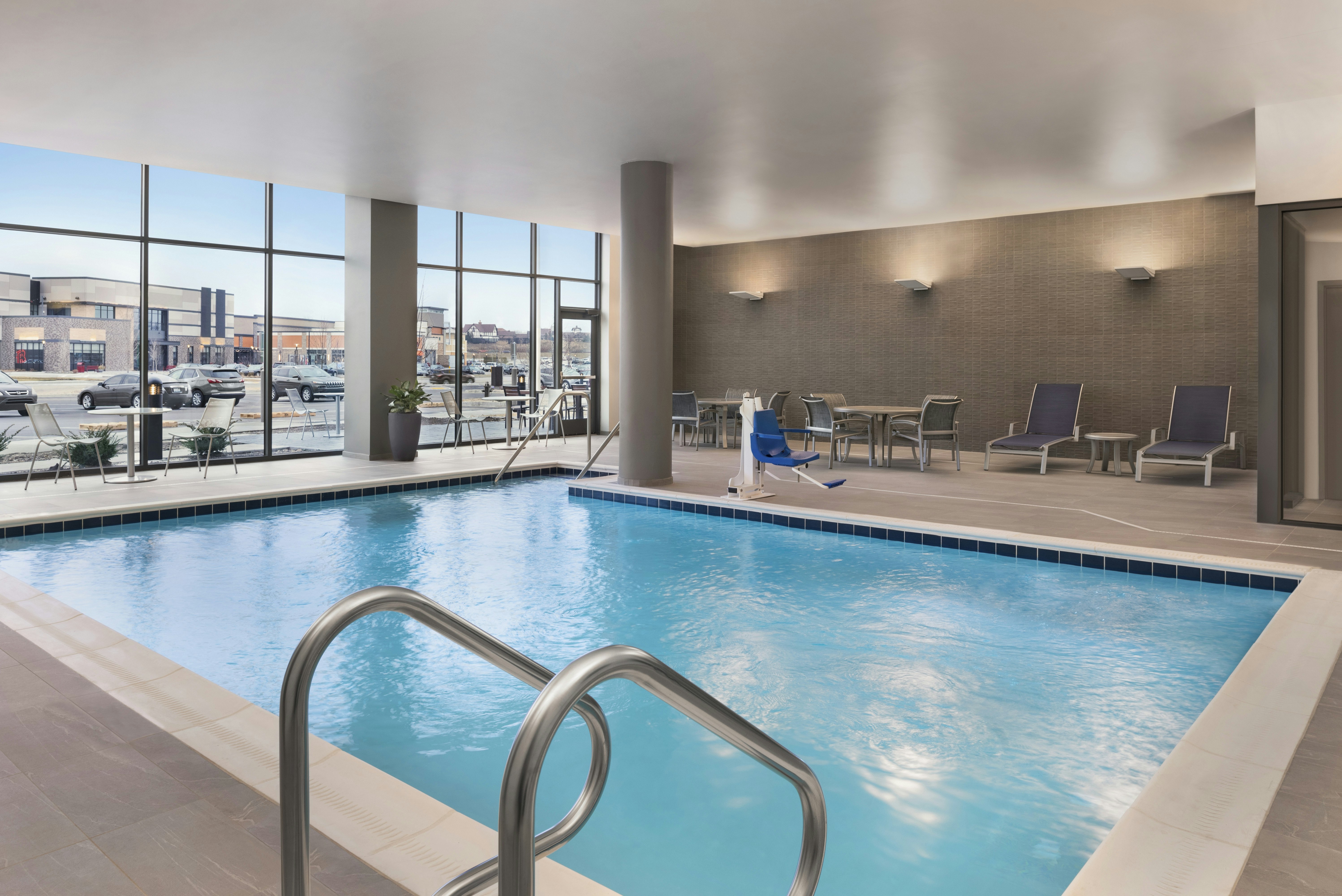Hilton Garden Inn Milwaukee Brookfield Conference Center 21/60