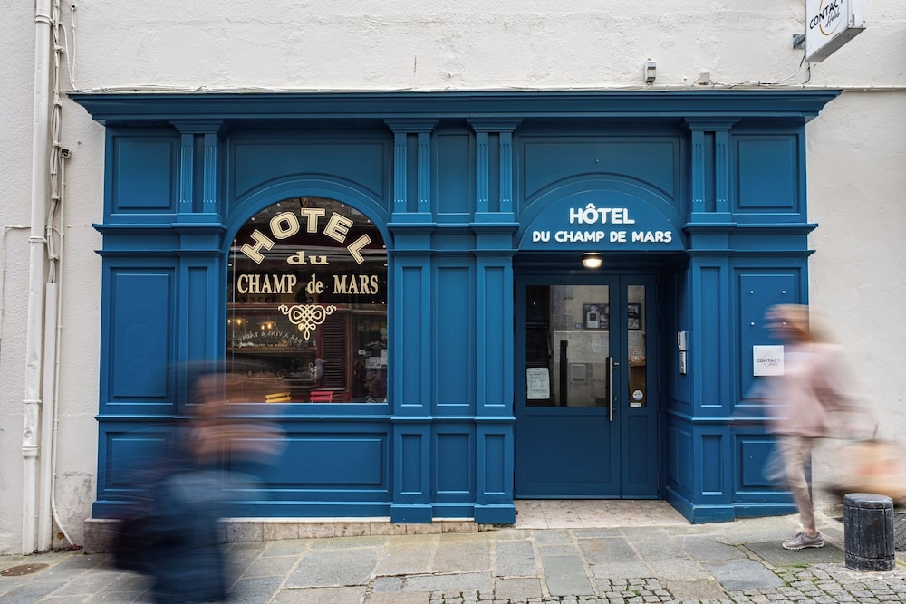 Hotel Du Champ de Mars 2/50