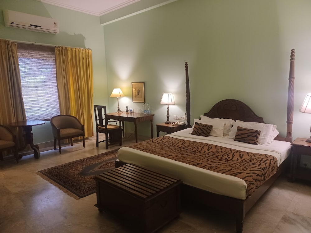 Hotel Dev Vilas 22/72