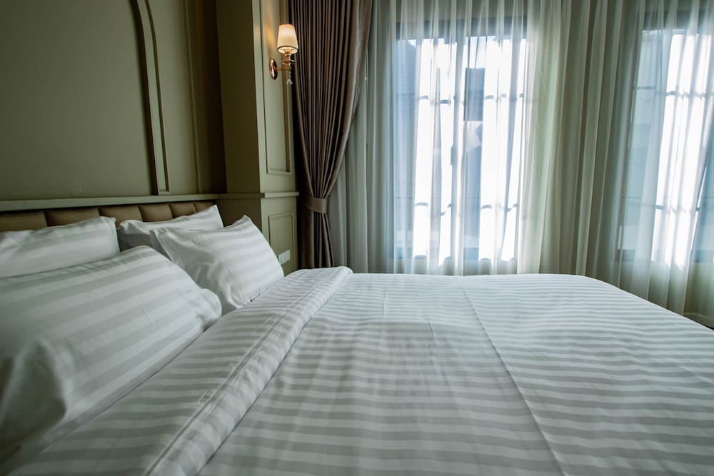 Eurana Boutique Hotel 21/87