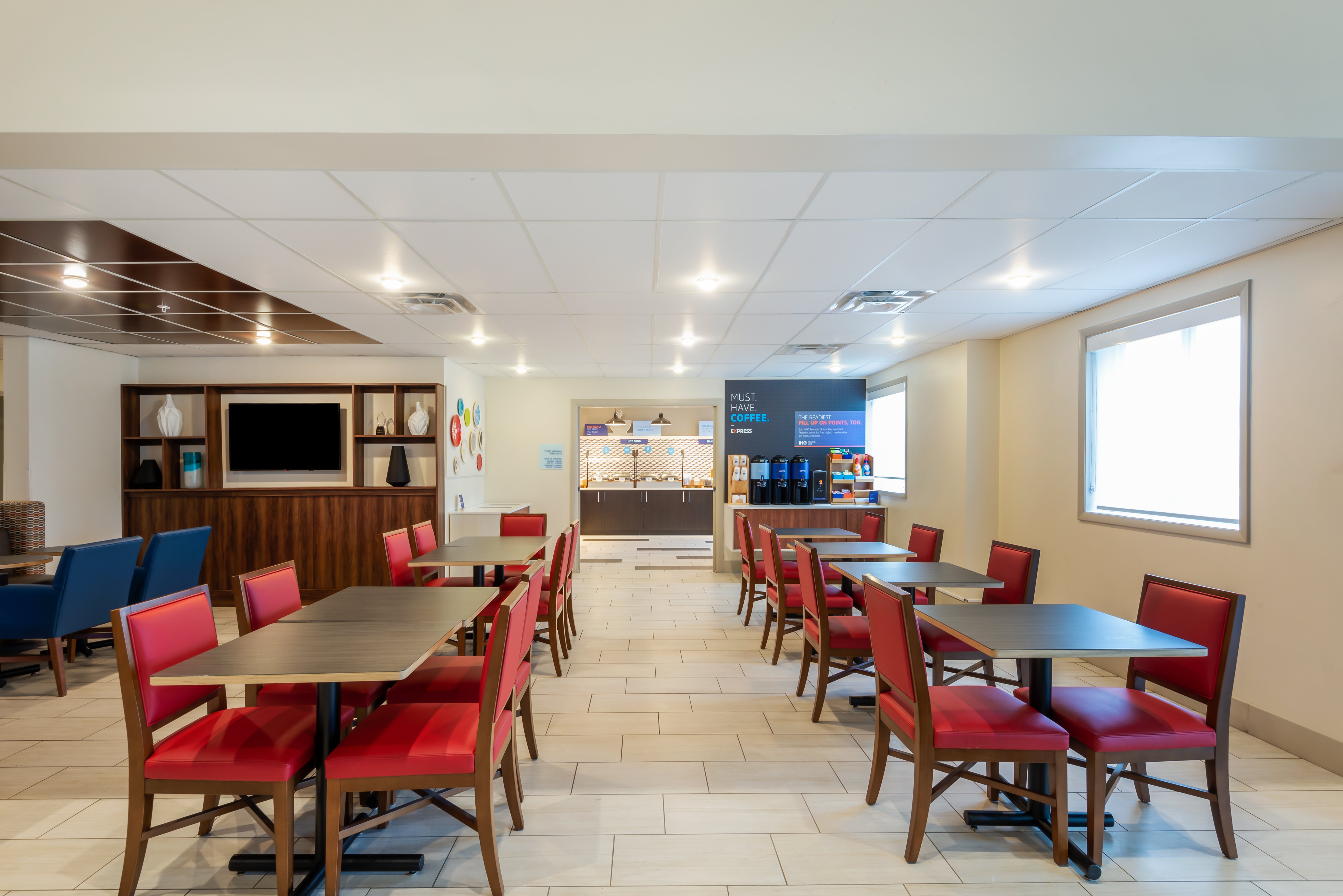 Holiday Inn Express Cleveland-Vermilion 22/36