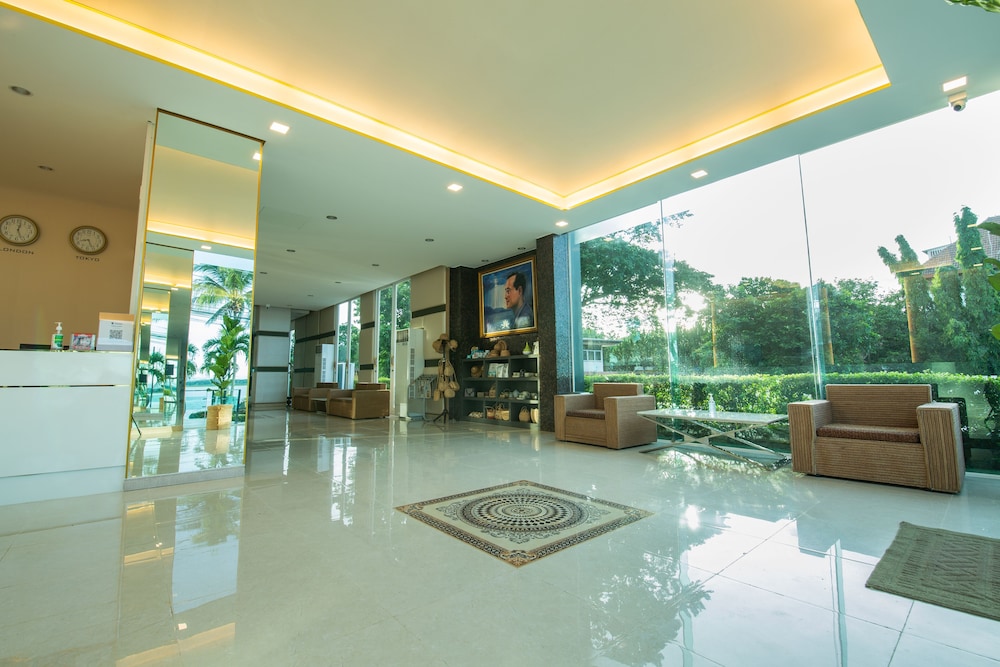 Phuglong Luxury Hotel 10/50