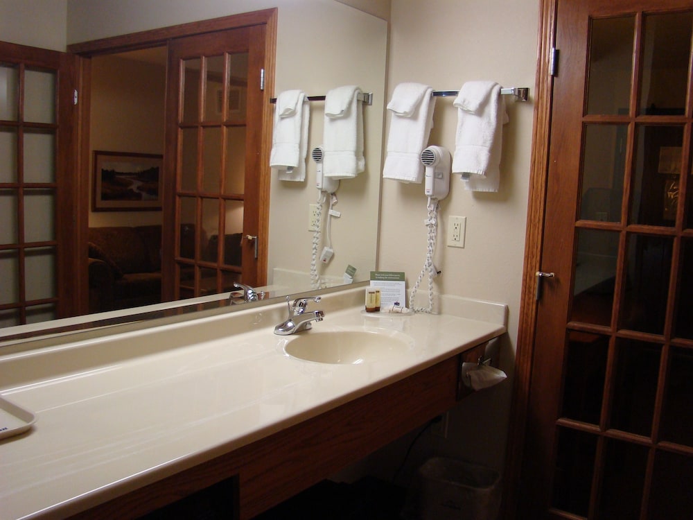 Americinn By Wyndham Kewanee 8/43