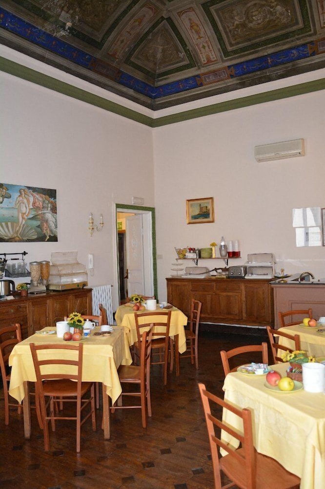 Balbi Family Hotel 21/26