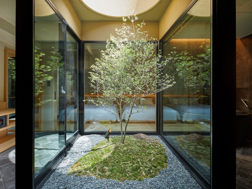 Agora Kyoto Karasuma 30/50