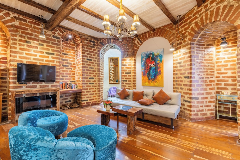Old Town Quito Suites, Apartments & Boutique hotel 34/50