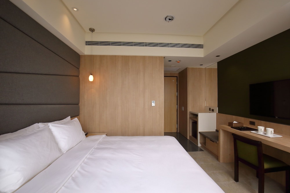 Kloud Hotel 13/63