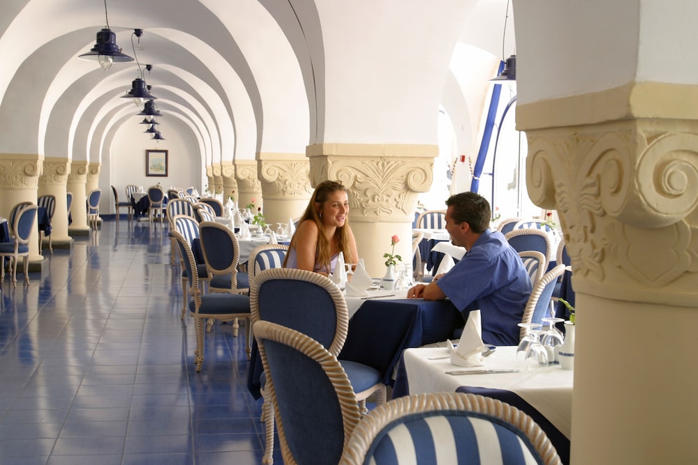 Regency Monastir 32/50