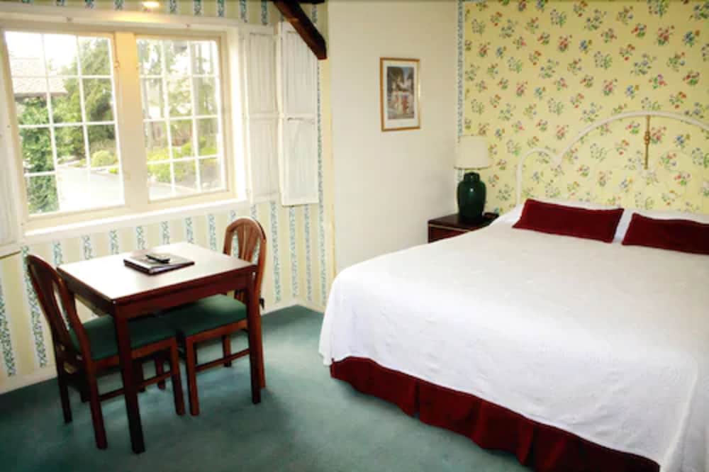 Auld Holland Inn 26/60
