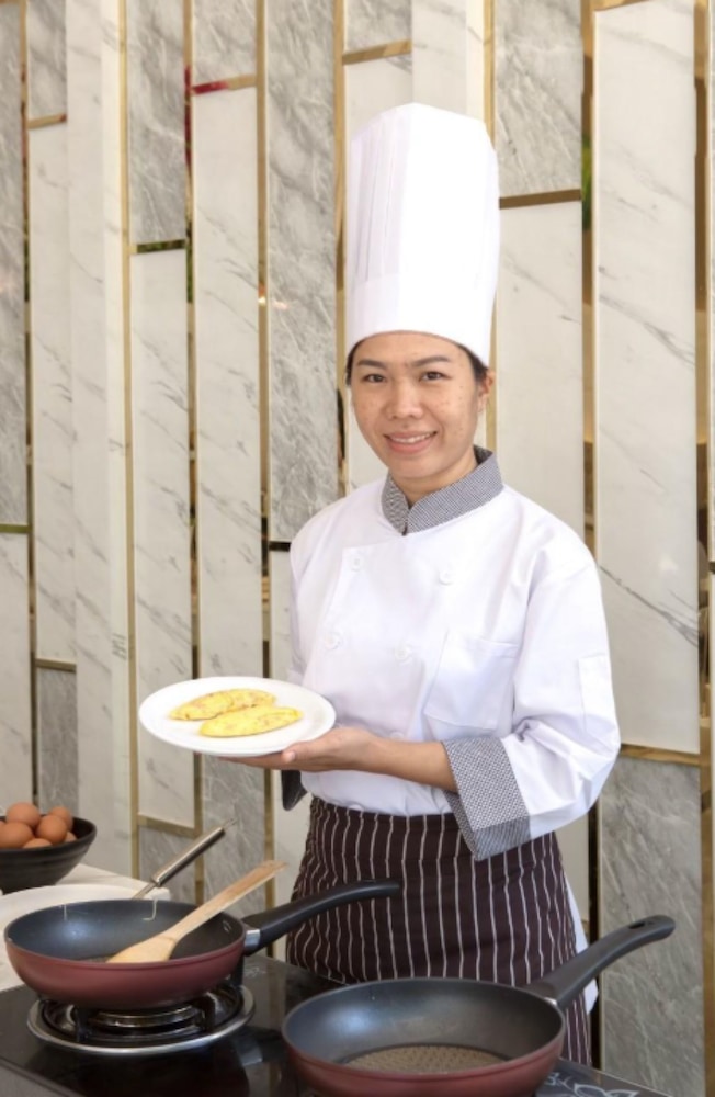 Elegant Bangkok Hotel 7/50