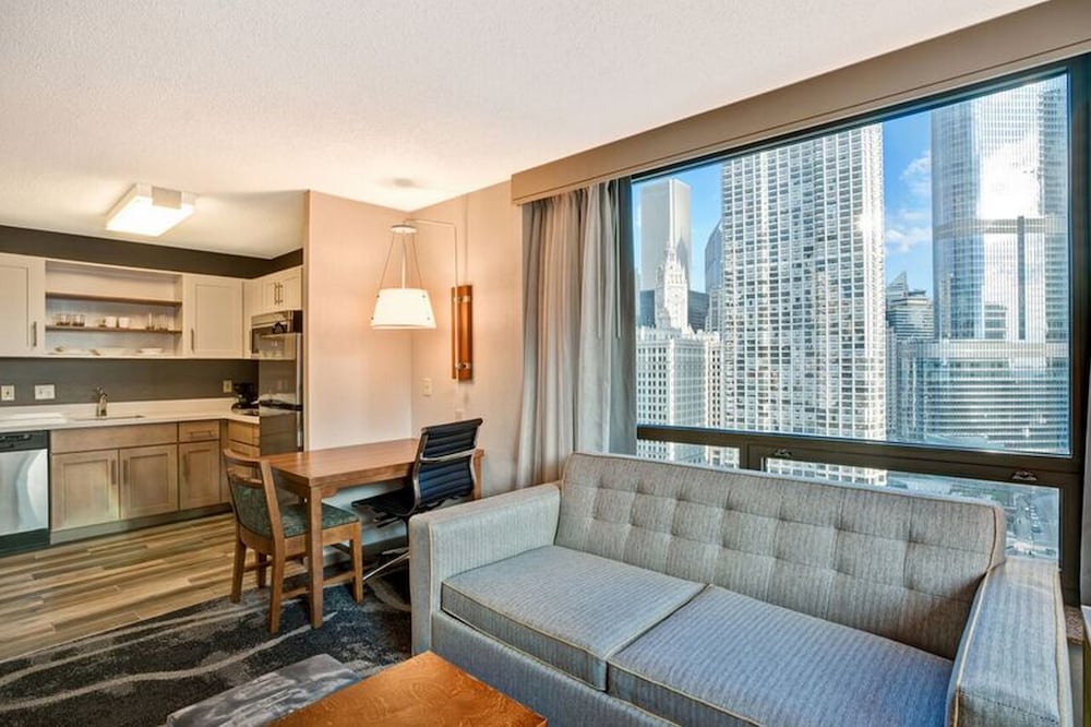 Homewood Suites by Hilton Chicago Downtown 36/51