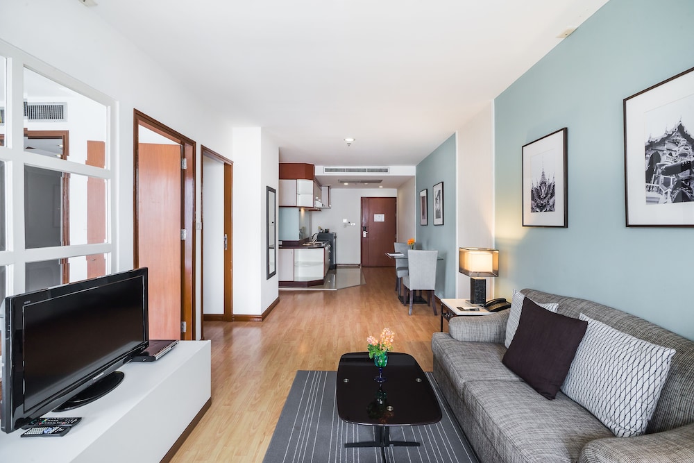 Evergreen Place Siam by UHG 48/72