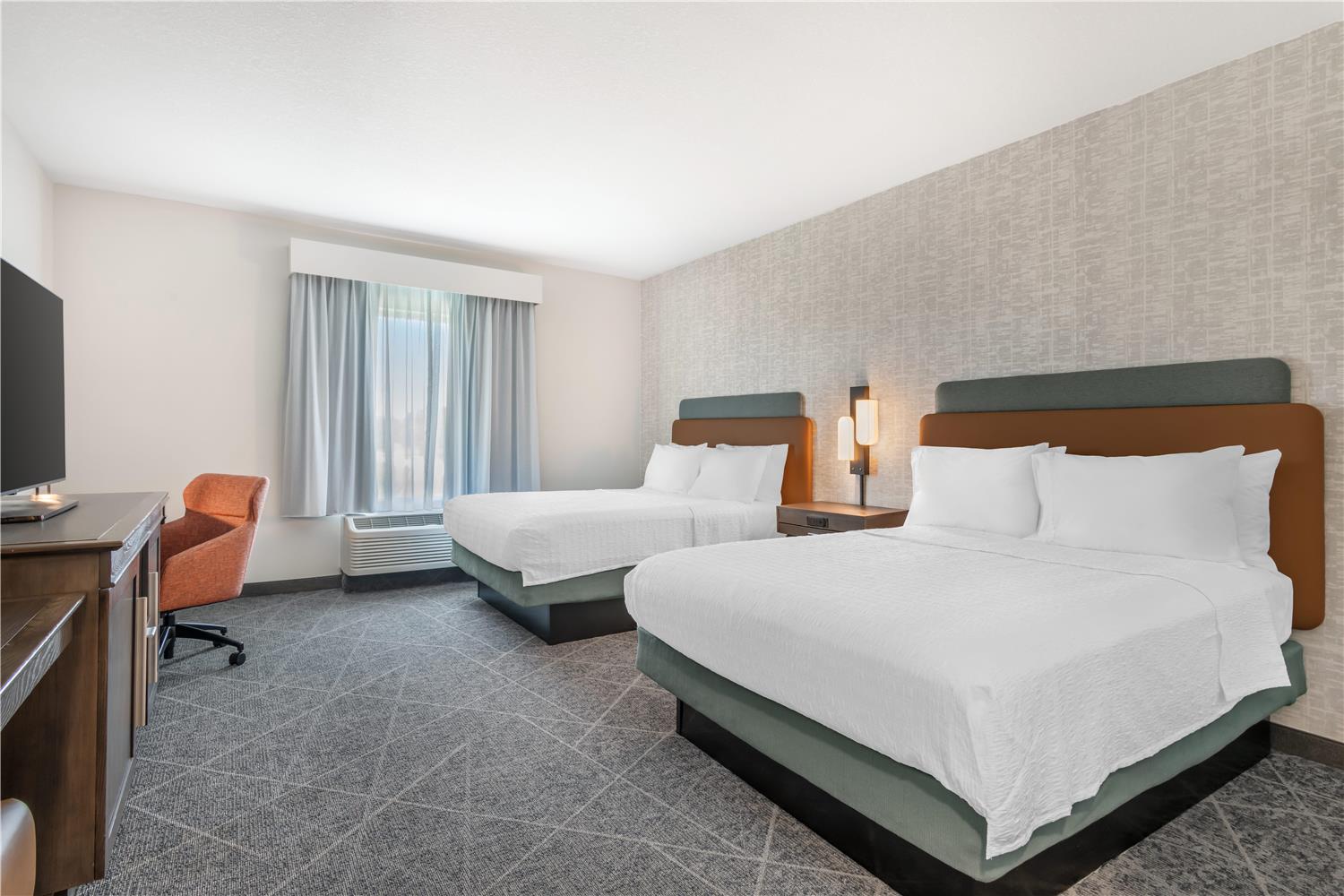 Executive, 2 Queen Beds