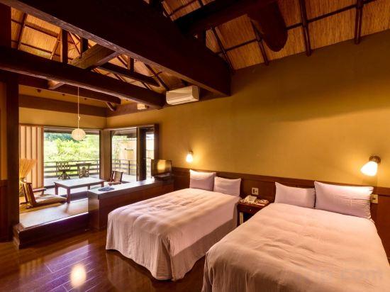 Semi Room, 2 Semi Double Beds