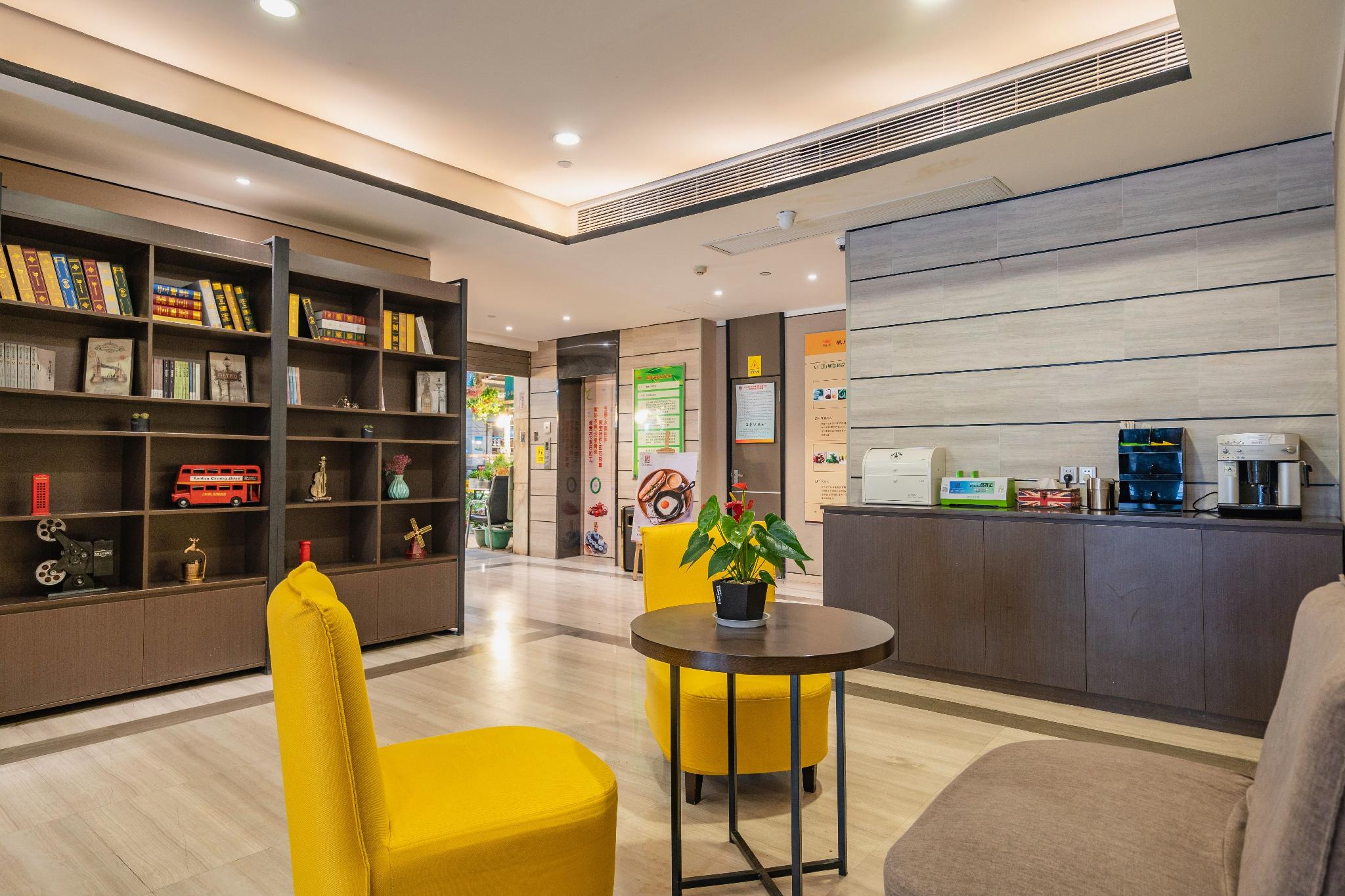 Home Inn Plus (Hangzhou West Lake lakeside Wushan Plaza Hefang Street store) 29/40