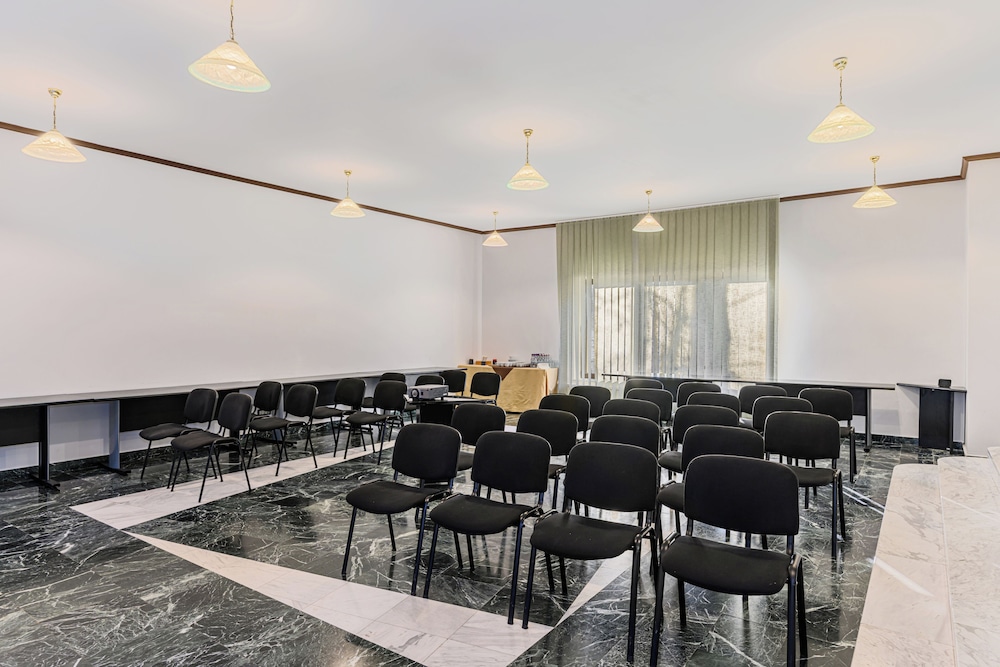 Hotel Casa Viorel 33/50