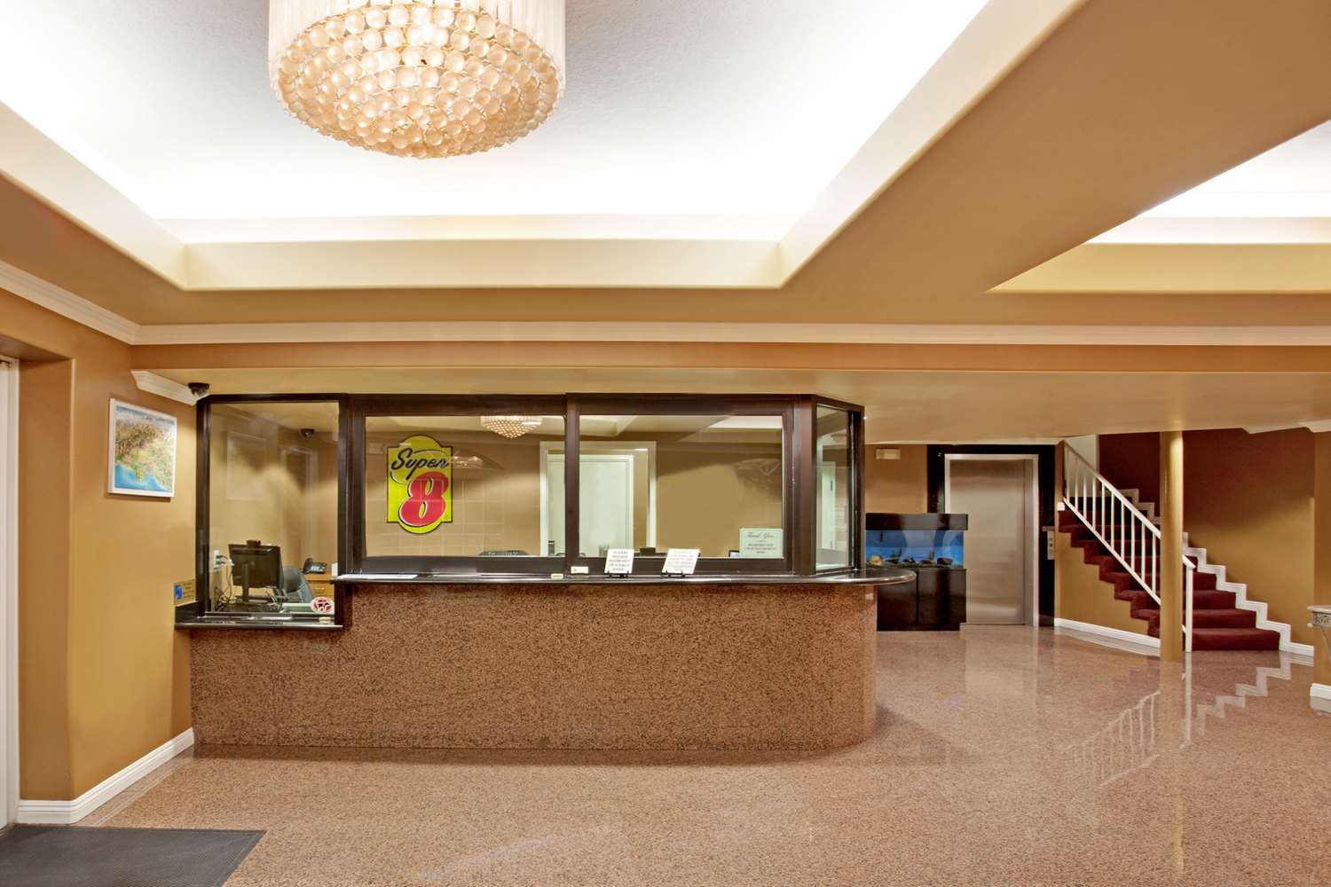 Lobby at Super 8 by Wyndham Los Angeles Downtown, LOS ANGELES - CA
