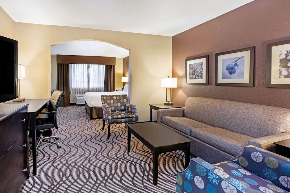 La Quinta Inn And Suites By Wyndham Meridian Boise West 26/35