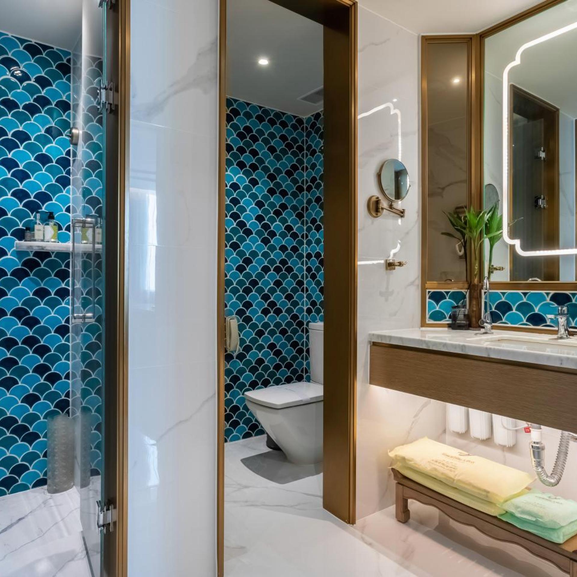 Bliss International Hotel Weihai 39/41