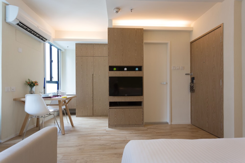 Ying nFlo, Hong Kong, Wan Chai 9/58