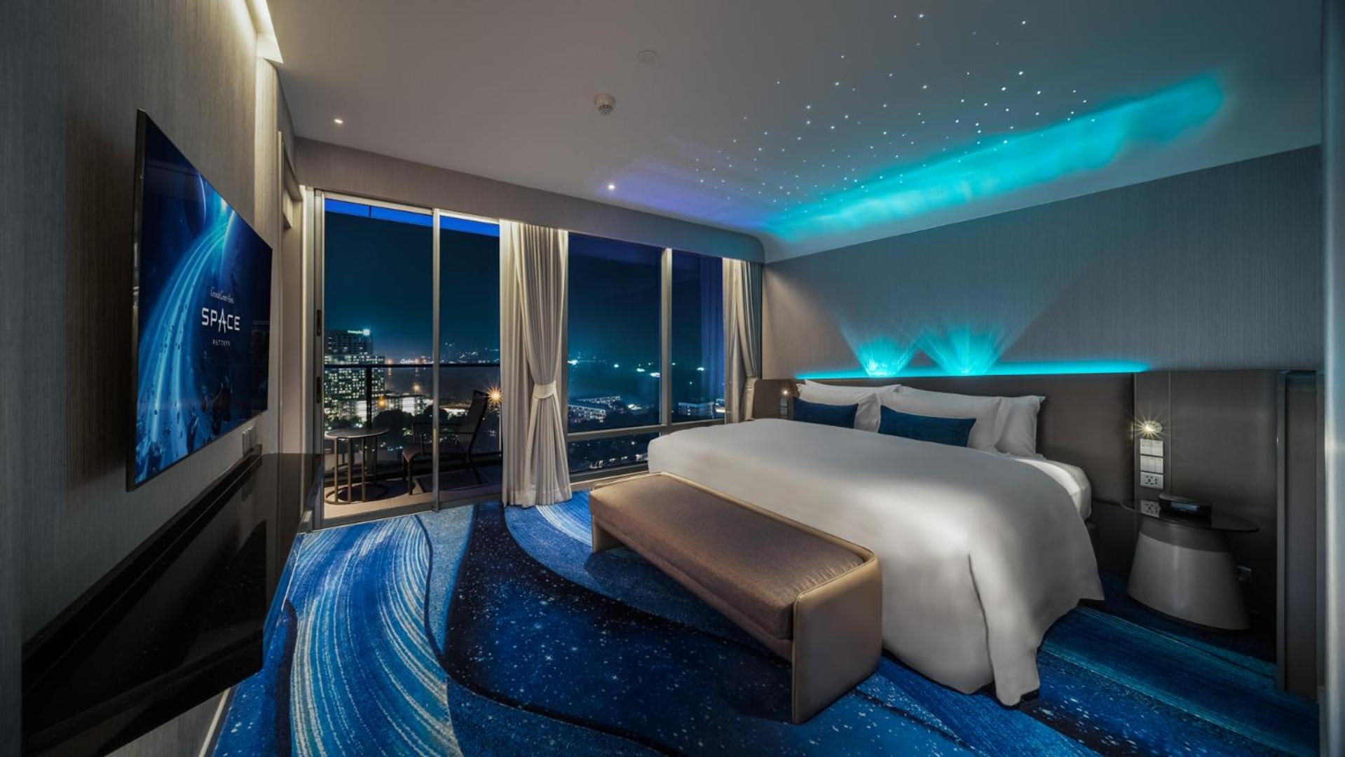 Space, Suite