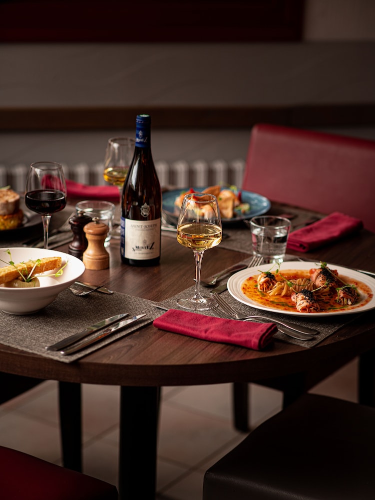 Logis Hotel la Terrasse Fleurie 31/43