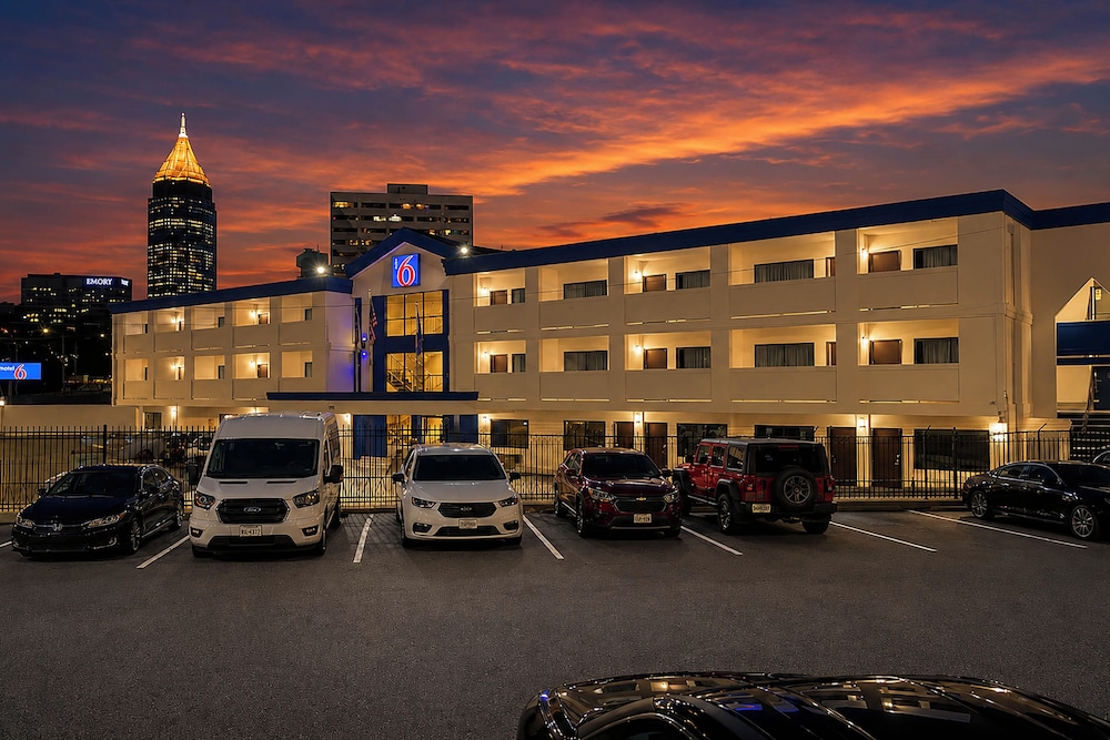 Motel6 Atlanta, GA - Downtown 53/57