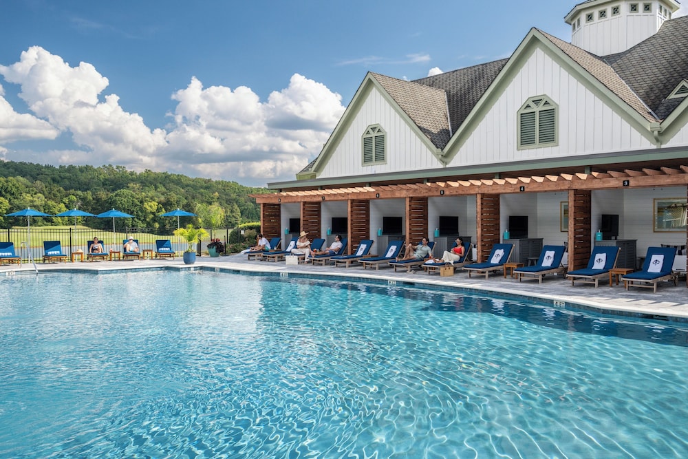 Barnsley Resort 38/46