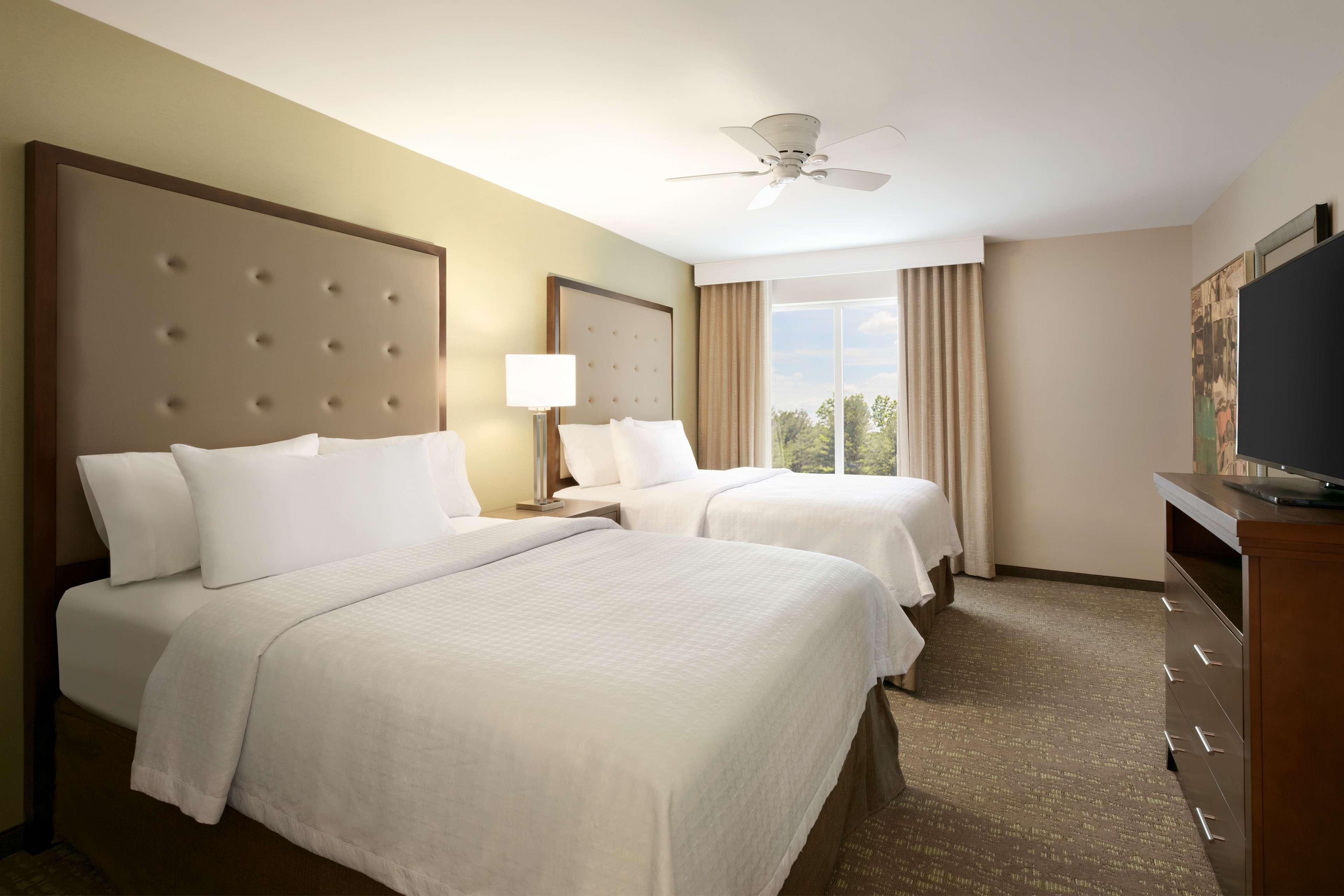 2 Bedrooms, Suite, 2 King Beds, 2 Bathrooms, Accessible