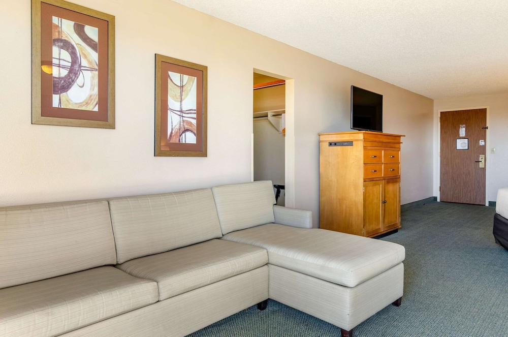 Comfort Suites Idaho Falls 29/50