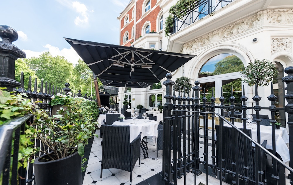 60 Hyde Park Gate Hotel 68/71