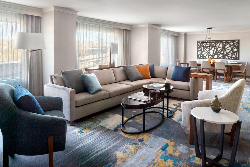 Atlanta Airport Marriott Gateway 27/48