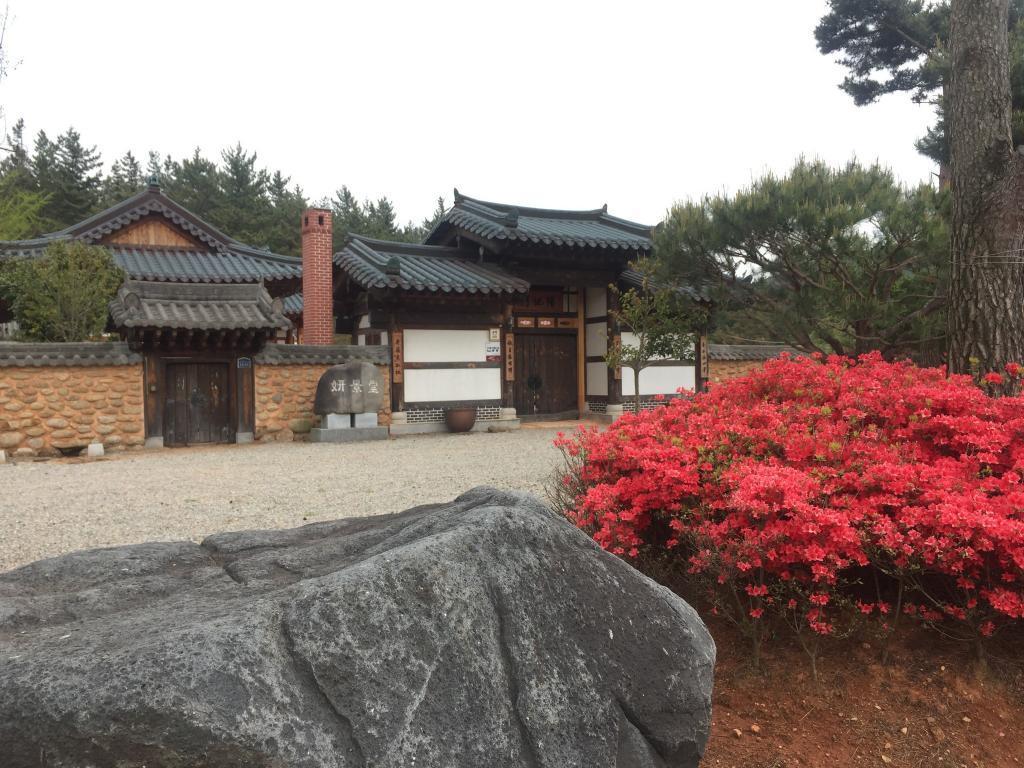 Peepul Hanok Stay 23/28