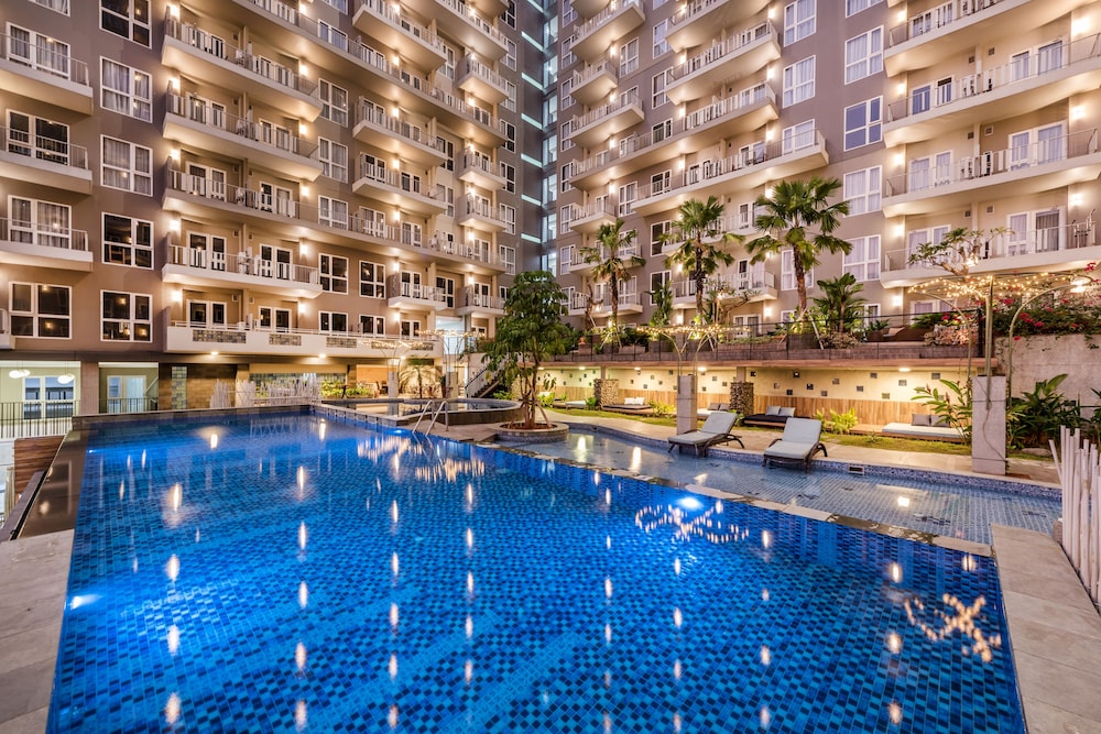 Grande Valore Hotel and Serviced Apartment (ex Oakwood Residence Cikarang) 2/68