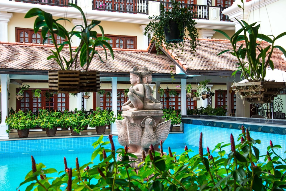 REGENCY ANGKOR HOTEL 43/50