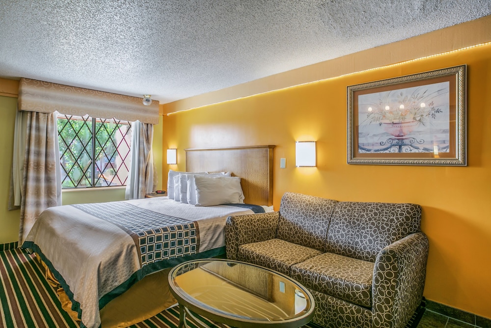 Scottish Inns Harrisburg Hershey South 57/71