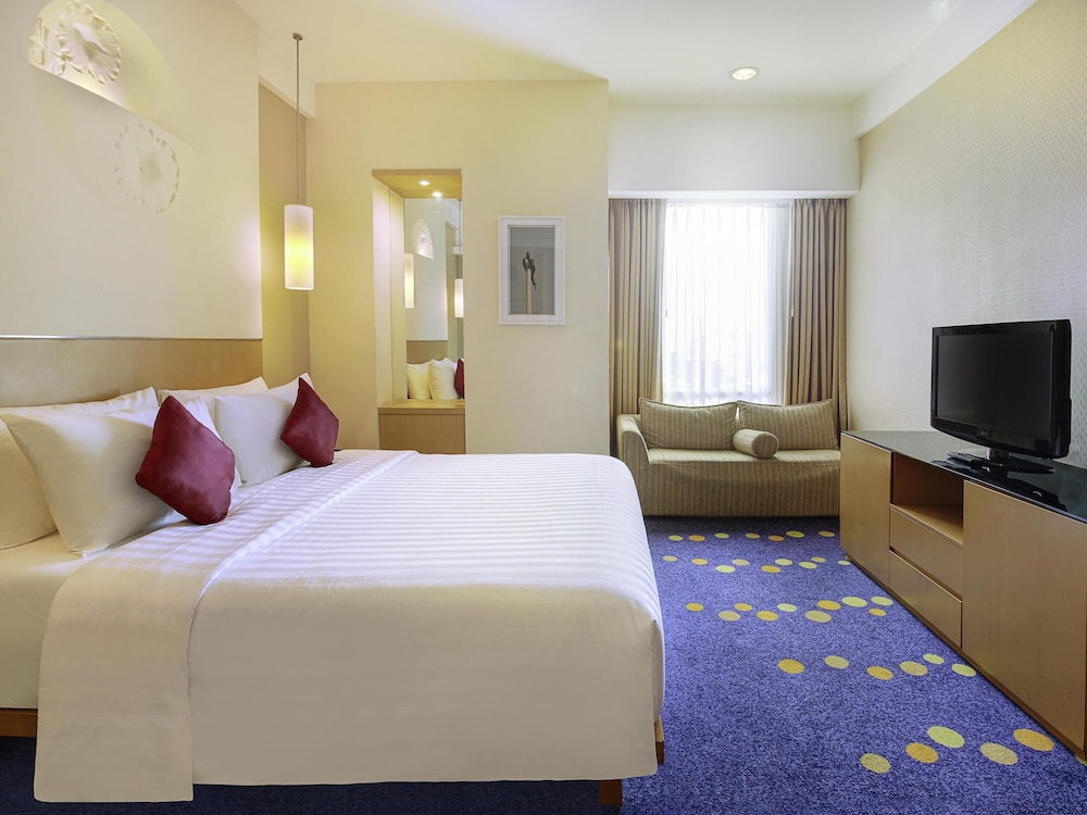 NOVOTEL BANDUNG 13/73